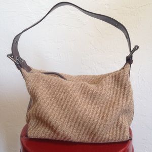 Beautiful Banana Republic purse